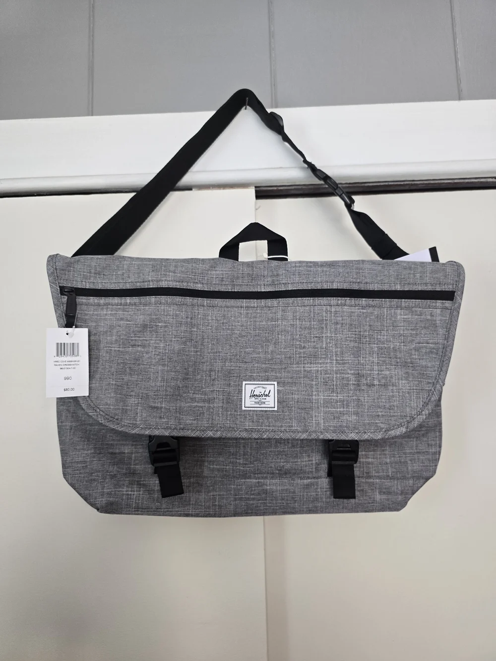 Herschel Supply Company Cove Messenger Bag in Light Gray